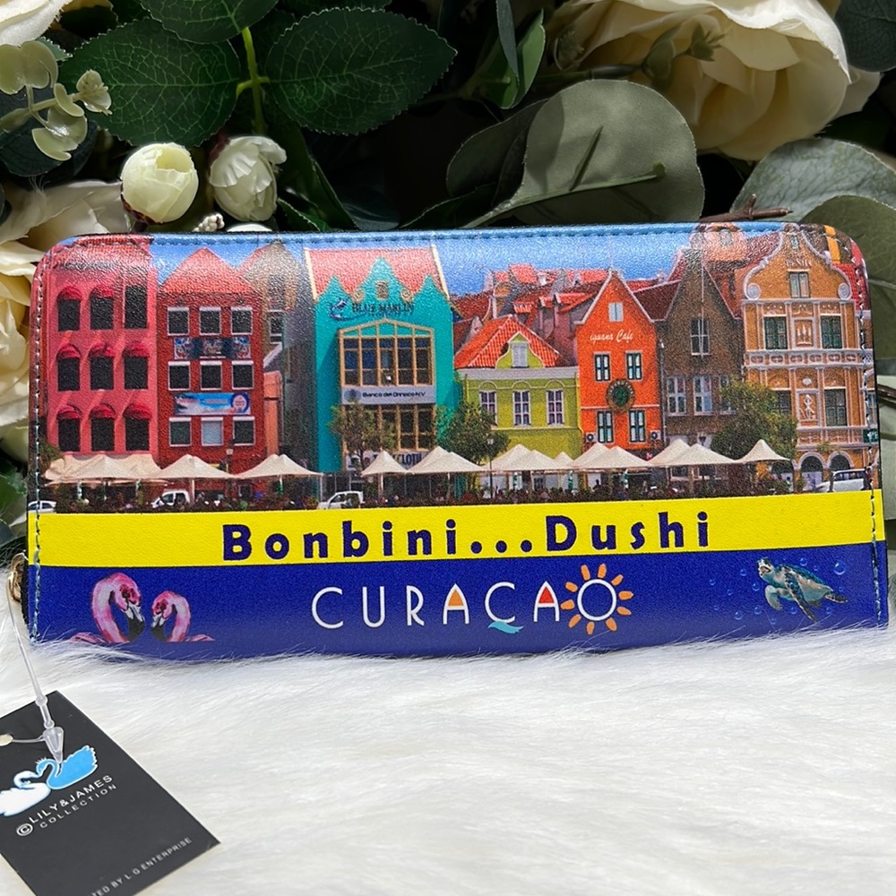 NWT “ BONBINI…DUSHI” CURAÇAO            WILLEMSTAD LARGE ZIP-AROUND WALLET